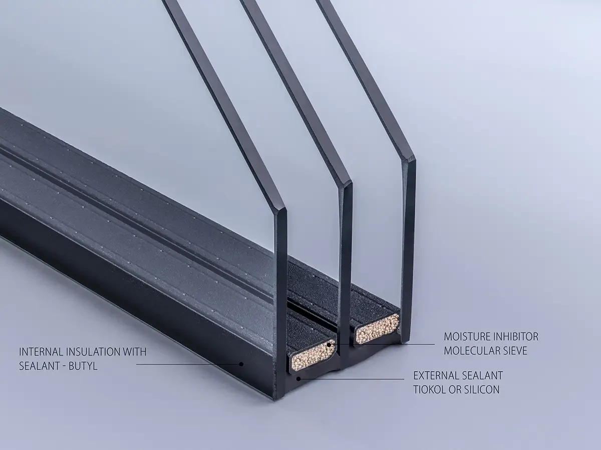 Glass spacer bar detail